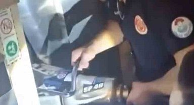 Asansörde mahsur kalan 9 kişi operasyonla kurtarıldı