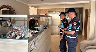 Avşa Adası'nda huzur uygulaması: 22 aranan şüpheli yakalandı