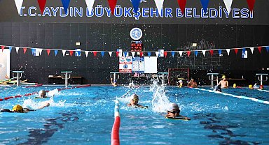 Aydın Büyükşehir'in yaz dönemi yüzme kurslarına yoğun ilgi