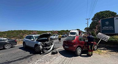 Ayvalık'ta trafik kazası: 2 yaralı