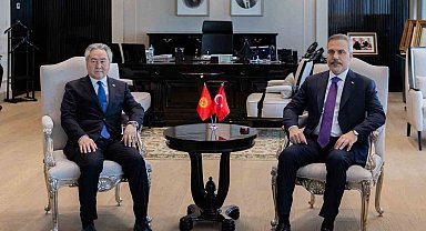 Bakan Fidan, Kırgızistanlı mevkidaşıyla bir araya geldi
