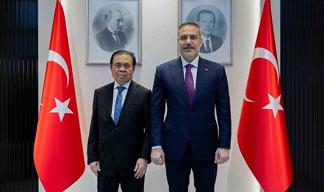 Bakan Fidan, Moro İslam Kurtuluş Cephesi lideri İbrahim'i kabul etti