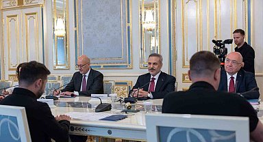 Bakan Fidan, Ukrayna Devlet Başkanı Zelenskiy ile bir araya geldi