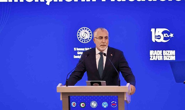 Bakan Işıkhan: "15 Temmuz gecesi sendikalarımızın sergilediği tavır da demokrasi tarihimiz açısından son derece önemlidir"