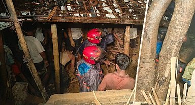 Bangladeş'te sel ve toprak kayması: 44 ölü