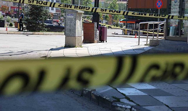 Banka önünde şüpheli valiz alarmı