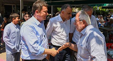 Başkan Aydın vatandaşlarla sahada omuz omuza
