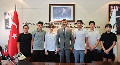 Başkan Çavuşoğlu LGS şampiyonlarını ağırladı