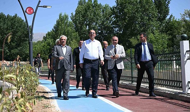 Başkan Geçit: "Beylerderesi Yaşam Vadisi, Yeşilyurt'un turizm ve sosyal yaşamına yeni bir soluk getirecek"