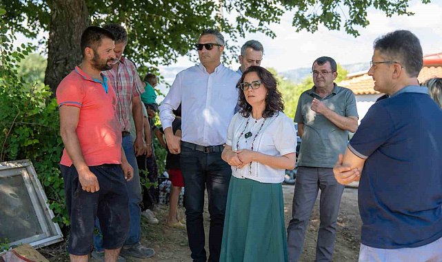 Başkan Köksal Aras yangında evleri zarar gören aileyi ziyaret etti