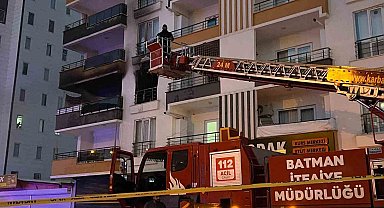 Batman'da apartman dairesinde yangın