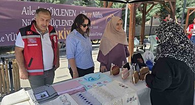 Bayburt'ta şehit ve gazi ailelerinin el emeği ürünleri sergilendi