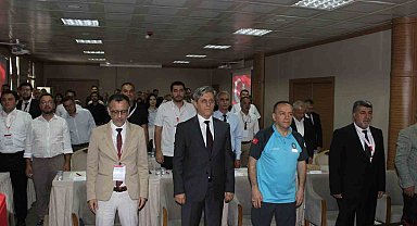 Beş ilin sağlık müdürü Zonguldak'ta acil sevk zinciri için toplandı