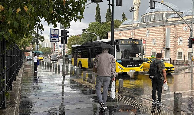 Beşiktaş'ta sağanak etkili oluyor