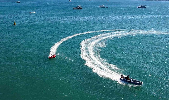 Beykoz'da Su Sporları Festivali Boğaz'da coşku dolu anlara sahne oldu