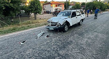Bilecik'te maddi hasarla atlatılan trafik kazası