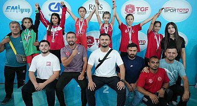 Bilecikli güreşçilerden Türkiye Şampiyonası'nda büyük başarı