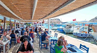 Bodrum Belediyesi'nin kafeleri yazın buluşma noktası oldu