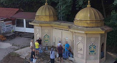 Bu su için şehir dışından geliyorlar