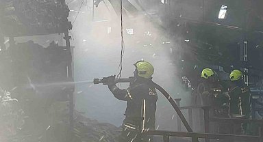 Bursa'da fabrika yangını söndürüldü