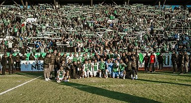 Bursaspor-Shakhtar Donetsk maçına yoğun ilgi: 15 bin 230 bilet satıldı