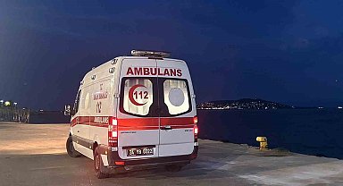 Büyükada'daki yangında 4 kişi dumandan etkilendi
