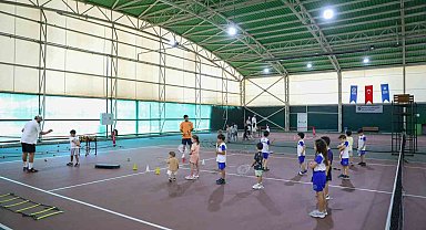 Büyükşehir Yaz Spor Okulları, ilk dönemini tamamladı