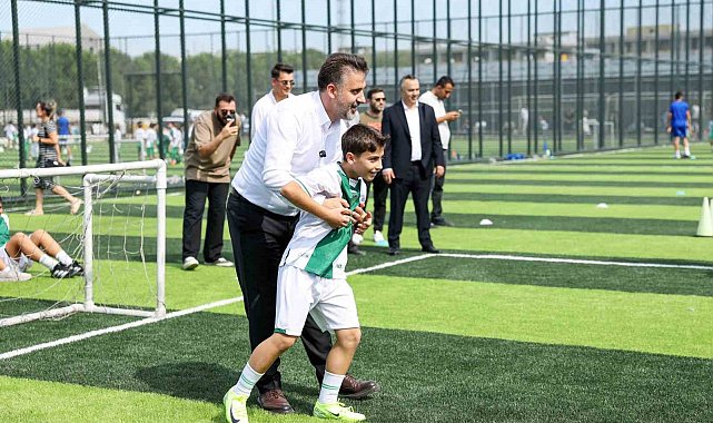 Büyükşehir'den Bursaspor'un geleceğine yatırım