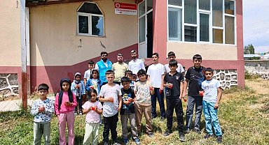 Çaldıran'da gençlik rüzgarı ve "Dondurmacı Hoca" Coşkusu: Yaz Kur'an kursları turnuvalarla renkleniyor