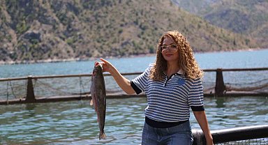 Çoruh Havzası'nda üretilen Türk somonları dünya sofralarında