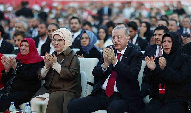 Cumhurbaşkanı Erdoğan: "Terör örgütleri için artık deniz tükenmiştir"