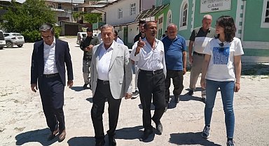 Darende'de Yenipınar Mahallesi'ne menfez, mahalle konağı ve yol yatırımı