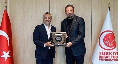 Denizli Basket'ten TBF Başkanı Türkoğlu'na ziyaret