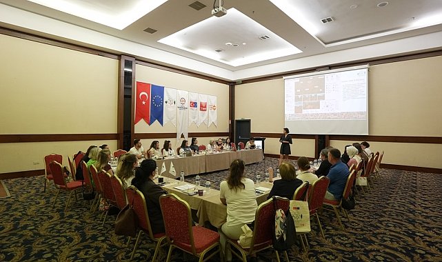 Denizli Büyükşehir, kadın dostu kent için yol haritasını oluşturuyor