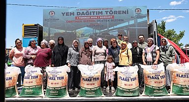 Denizli'de 19 ilçede 32 bin çuval yem yetiştiriciyle buluştu