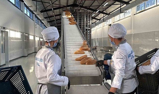 Diyarbakır'da 100 bin kapasiteli Halk Ekmek fabrikası açıldı