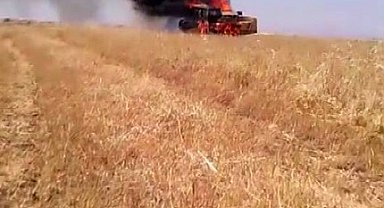 Diyarbakır'da biçerdöveri yanan Yozgatlı vatandaşa köylülerden destek: Biçerdöverin borcu için 800 bin lira topladılar