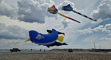 Dünyanın en büyük uçurtmaları Tekirdağ semalarını renklendirdi