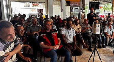 Efeler'de üreticilere bitki koruma ürünleri ve B-Reçete sistemi anlatıldı