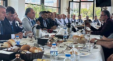Ege Bölgesi Erzurum Federasyonu'ndan Erzurum'a güçlü mesaj