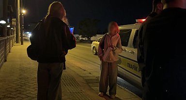 Ehliyetsiz 15 yaşındaki kız çocuğu 101 bin TL'lik ceza tutanağıyla ablasına poz verdi