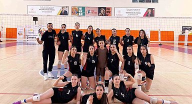 Elazığ voleybol takımı yarı finalde