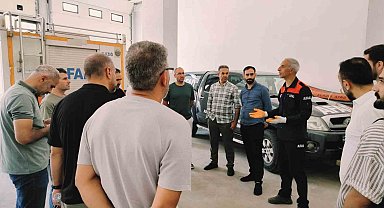 Elazığ'da enkazda arama kurtarma eğitimleri