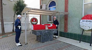 Emekli Binbaşı Özcan Yıldız'a askeri törenle veda