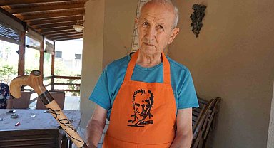 Emekli eğitimci, unutulmaya yüz tutan bastonculuk zanaatını yaşatıyor