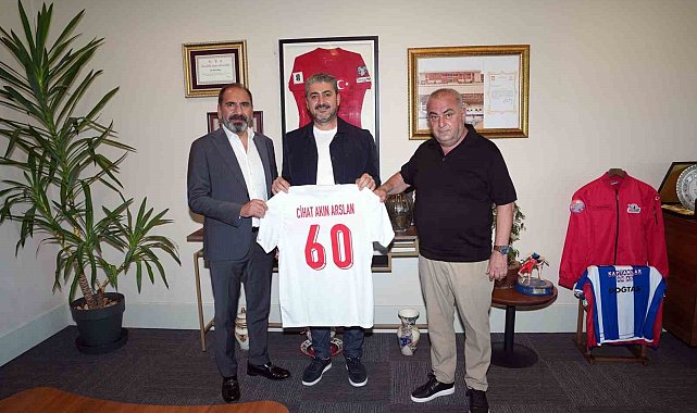 Erbaaspor Başkanı Cihan Akın Arslan'dan, Mecnun Otyakmaz'a ziyaret