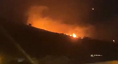 Erdek'te yüksek gerilim hattına yıldırım düşmesi sonucu yangın çıktı