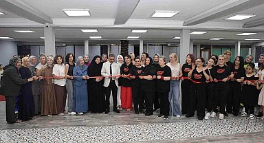 Erenler'de kadınlar için yeni merkez kapılarını açtı