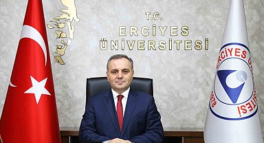 ERÜ Rektörü Prof. Dr. Altun: "Milletimiz, sarsılmaz birlik ve beraberliğini tüm dünyaya göstermiştir"