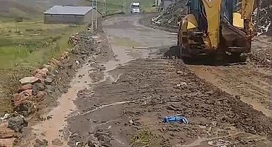 Erzurum'da sel felaketi: Taşkın duvarları yıkıldı, araziler sular altında kaldı